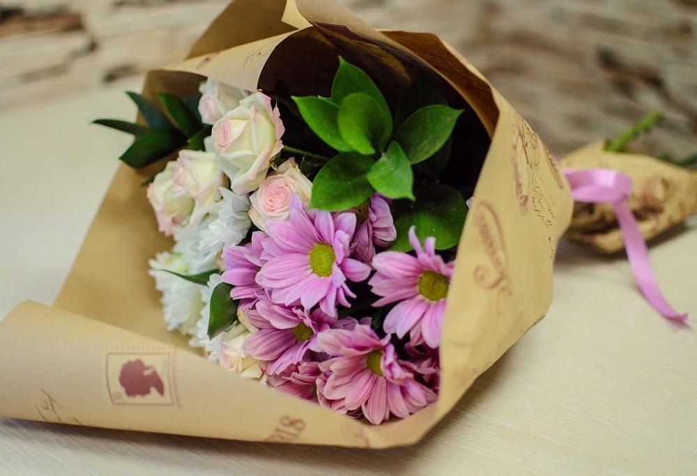 Букет цветов из: Розы и Хризантемы в Медведь