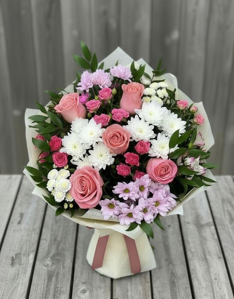 Букет цветов из: Альстромерии, Гвоздики, Розы и Хризантемы в Медведь