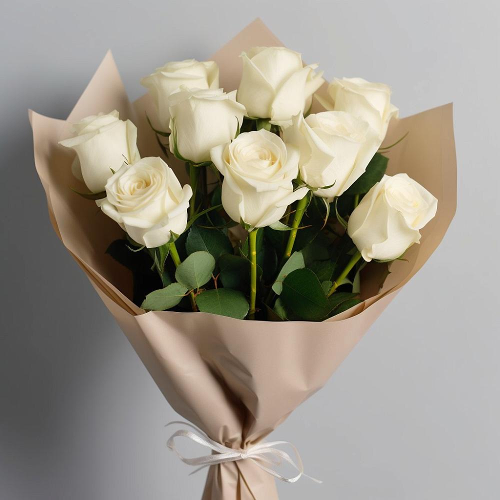 Букет 9 Белых роз Эдлесс Лав в Медведь