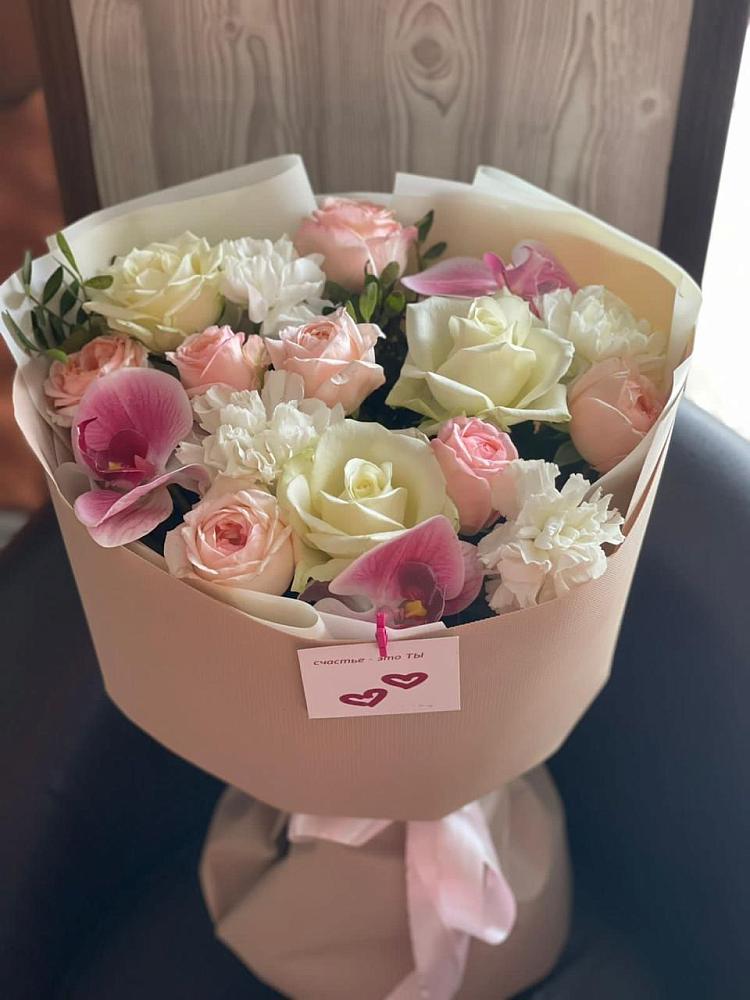 Букет цветов из: Орхидеи, Розы и Гвоздики в Медведь