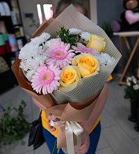Букет цветов из:  Герберы, Розы и Хризантемы в Медведь