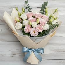 Букет цветов из:  Лизиантусы в Медведь