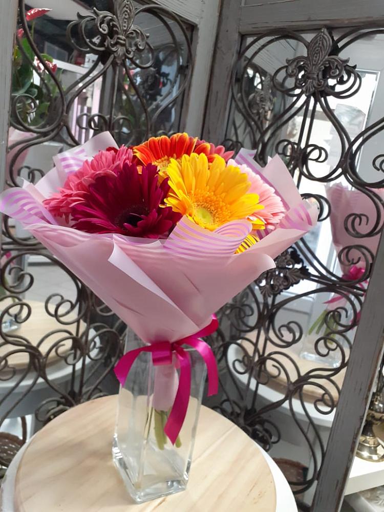 Букет цветов из: Герберы в Медведь