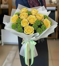 Букет цветов из:  Хризантемы и Розы в Медведь