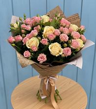 Букет цветов из:  Розы в Медведь