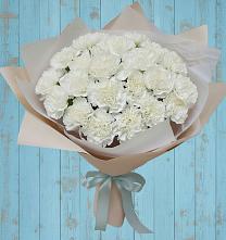 Букет цветов из:  Гвоздики в Медведь