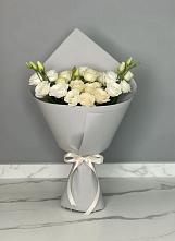 Букет цветов из:  Розы и Лизиантусы в Медведь