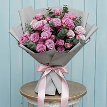 Букет цветов из:  Розы в Медведь